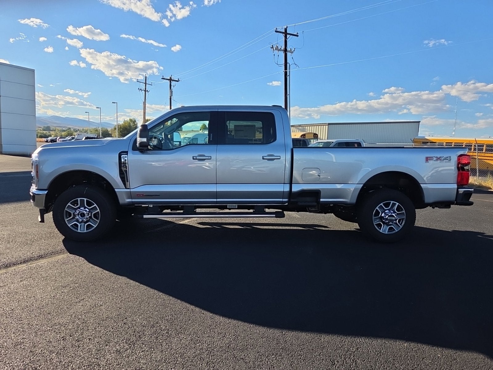 2027 Ford F-350SD Lariat