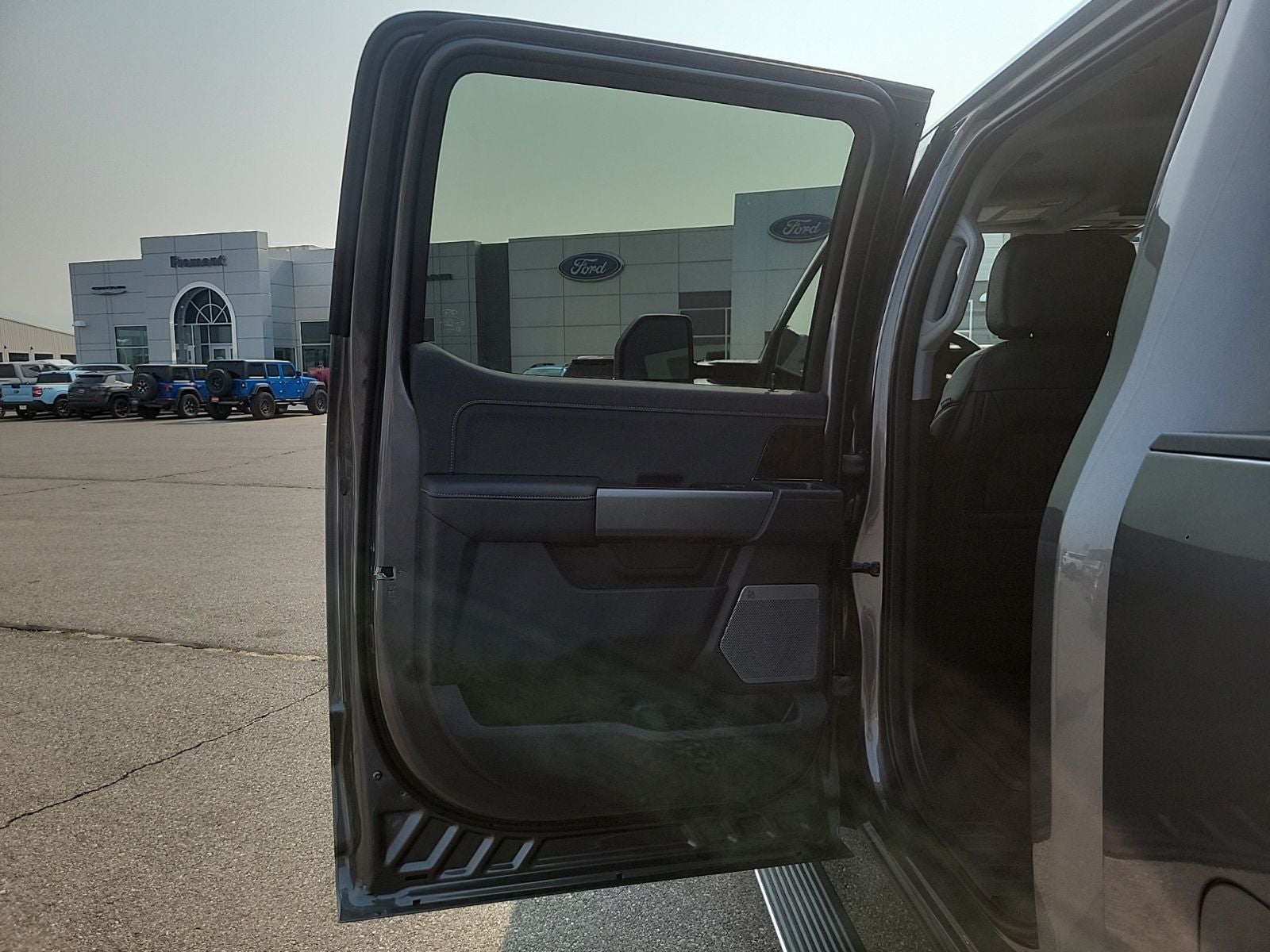 2026 Ford F-350SD Lariat DRW