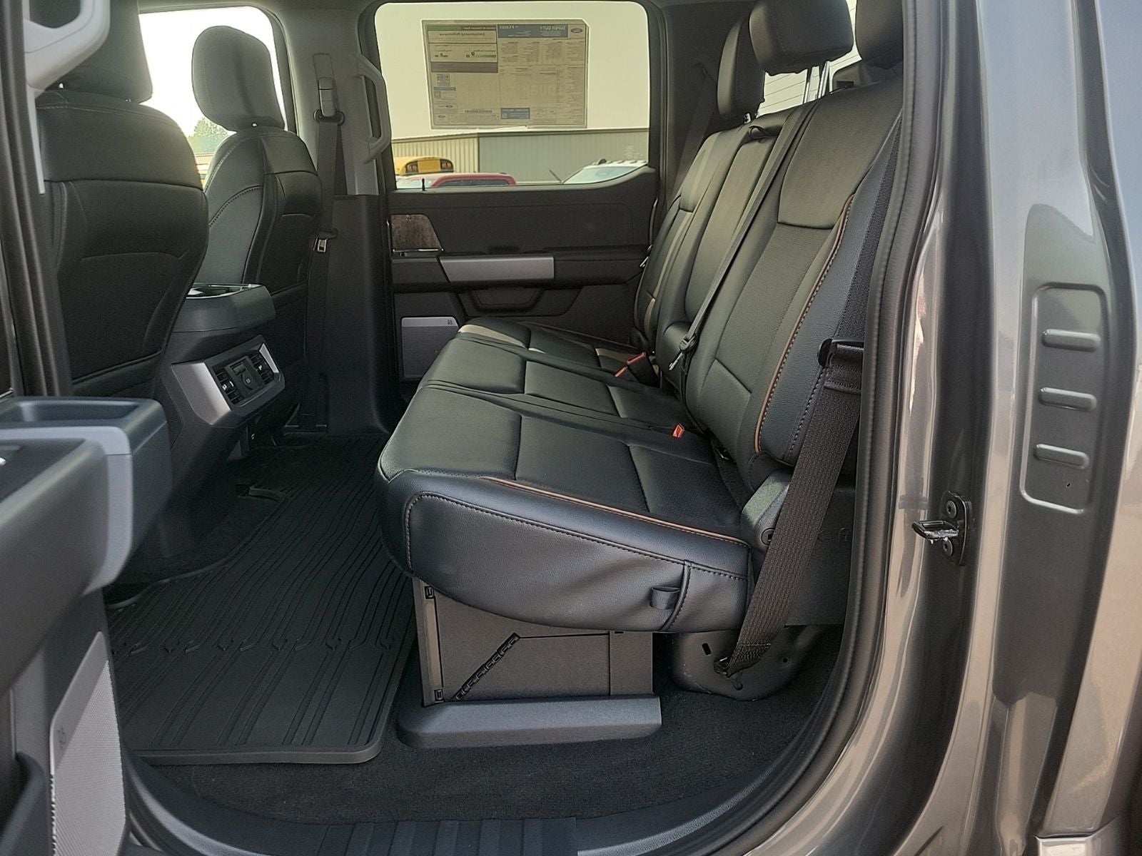 2026 Ford F-350SD Lariat DRW