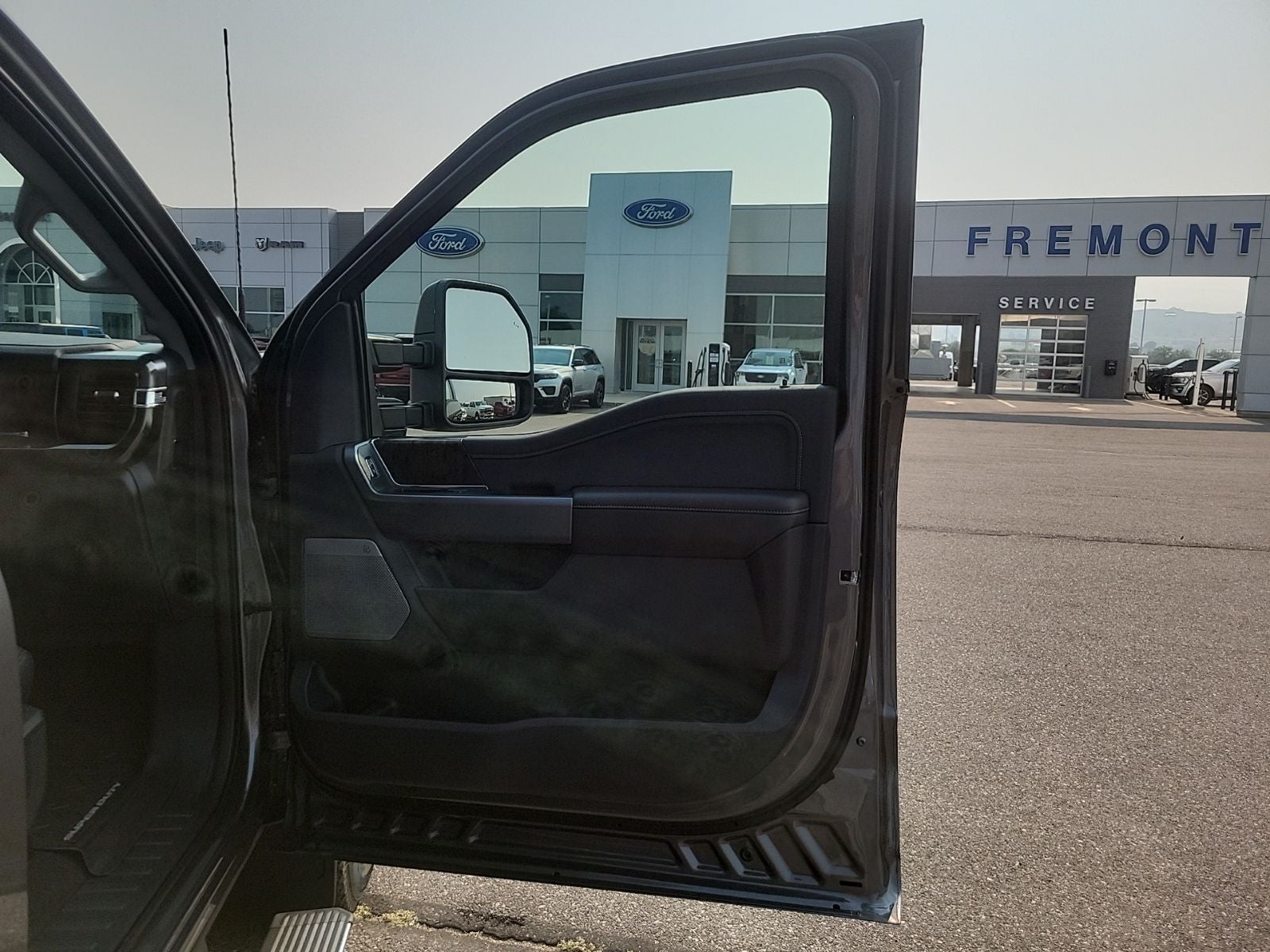 2026 Ford F-350SD Lariat DRW