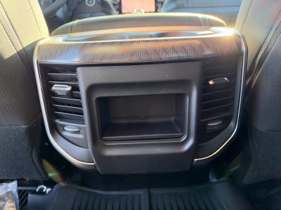 2027 RAM 3500 3500 BIG HORN CREW CAB 4X4 8' BOX
