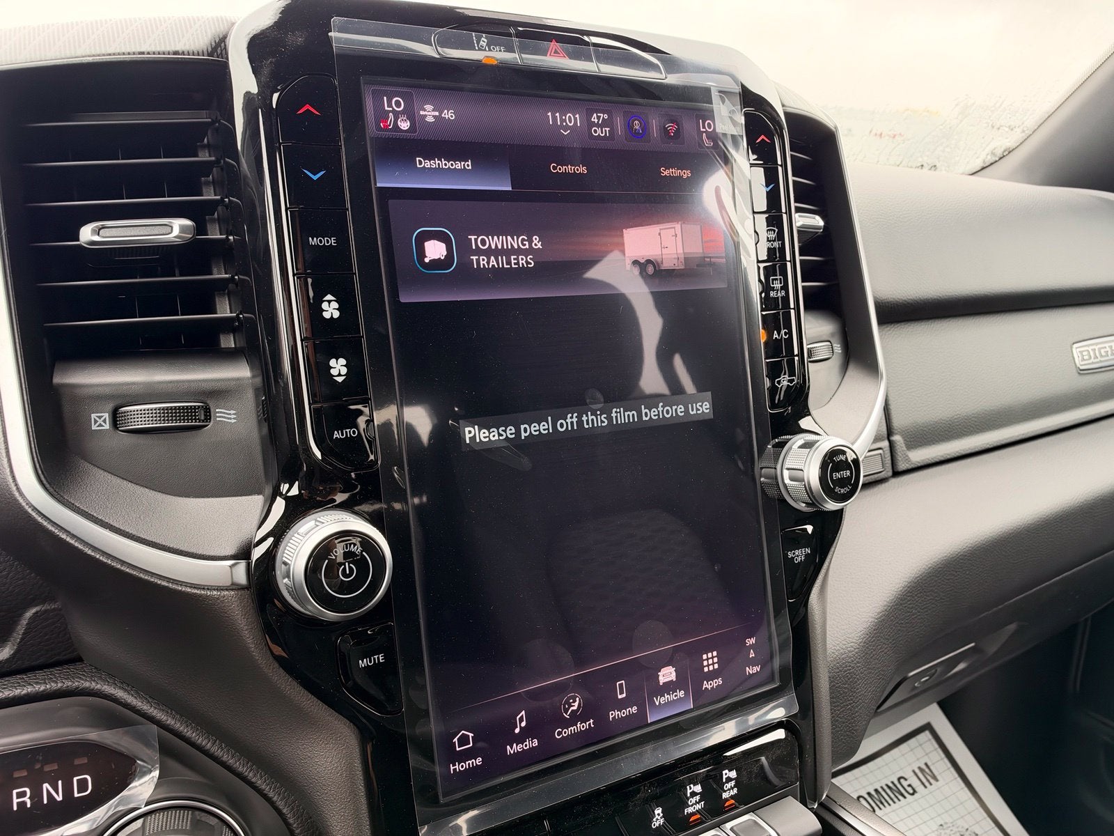2027 RAM 1500 1500 BIG HORN CREW CAB 4X4 5'7' BOX