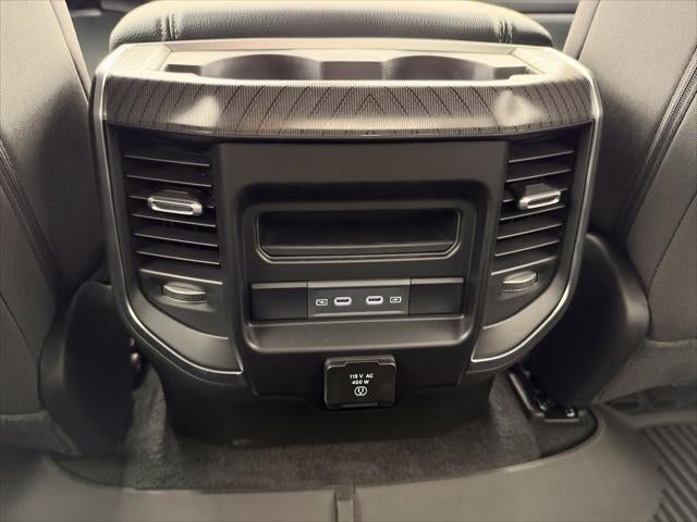 2027 RAM 1500 1500 BIG HORN CREW CAB 4X4 5'7' BOX