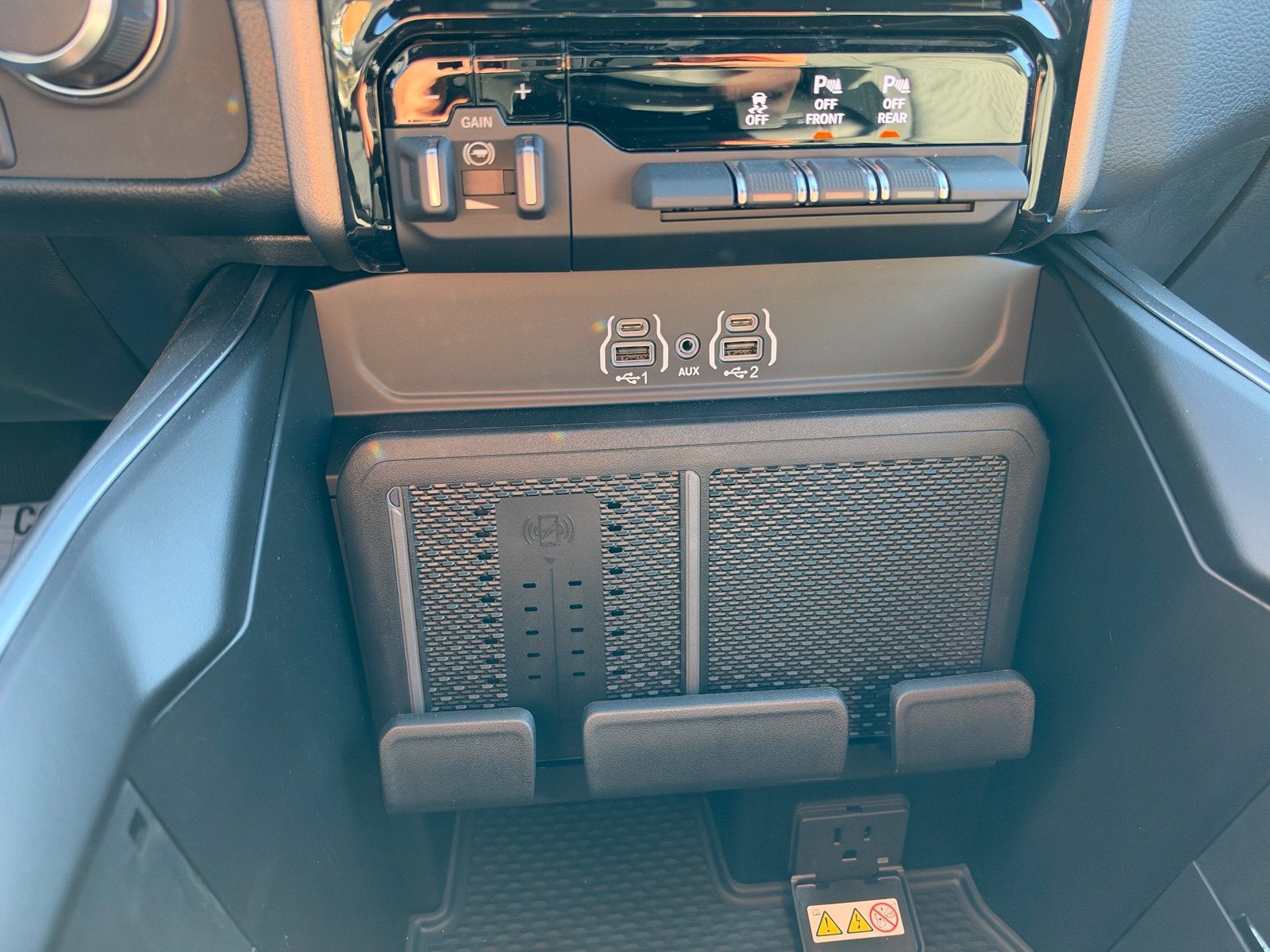 2027 RAM 1500 RAM 1500 BIG HORN CREW CAB 4X4 5'7' BOX