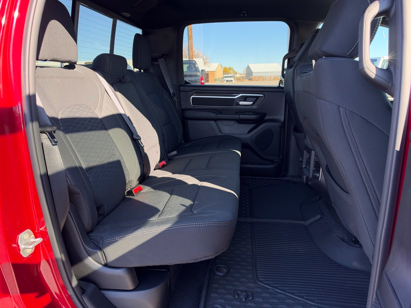 2027 RAM 1500 RAM 1500 BIG HORN CREW CAB 4X4 5'7' BOX