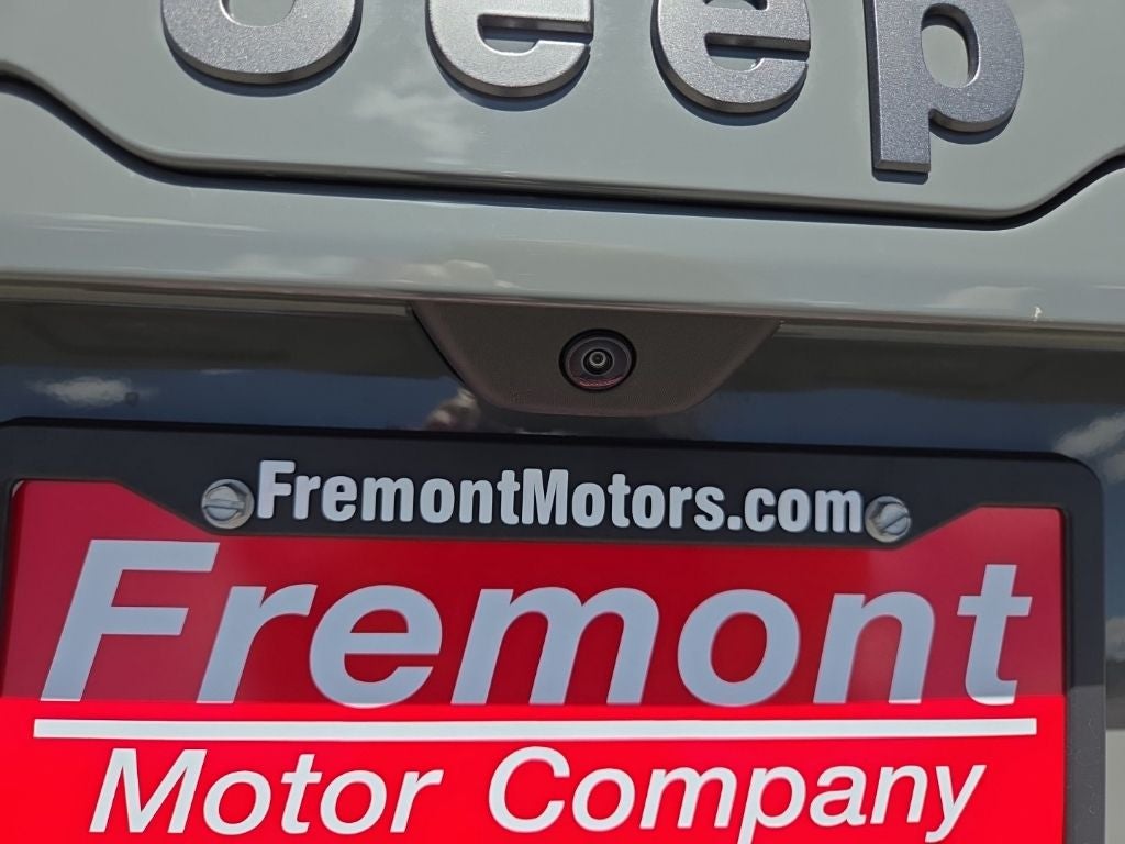 2026 Jeep Cherokee Laredo Hybrid