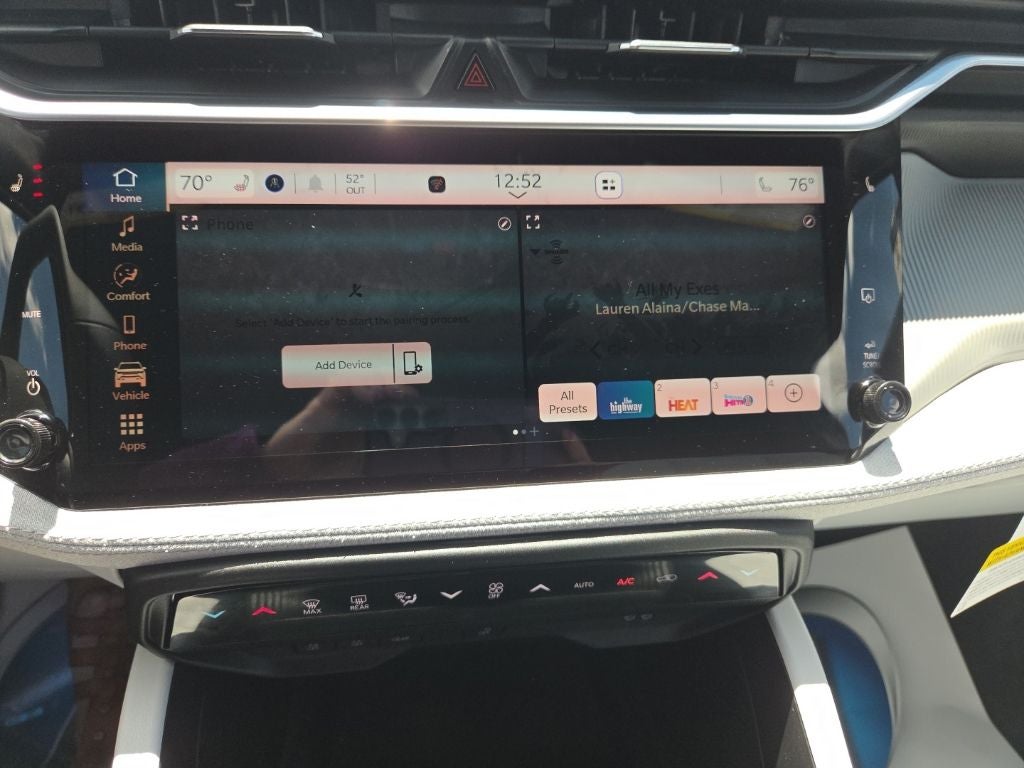 2026 Jeep Cherokee Laredo Hybrid