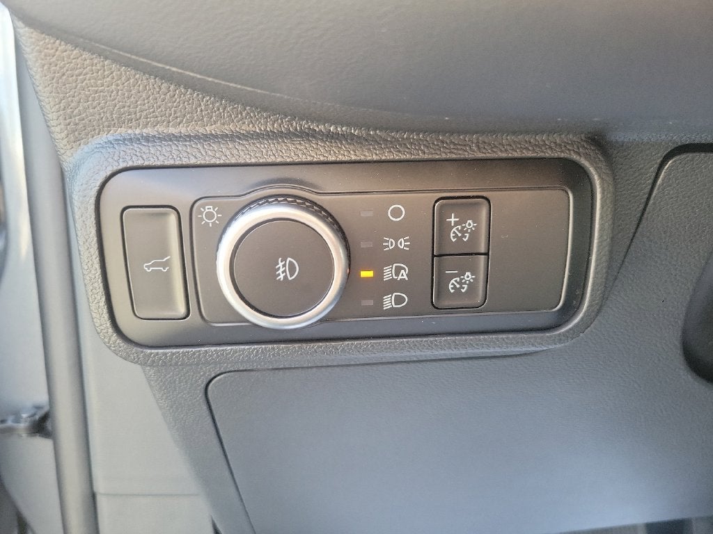 2026 Ford Explorer Tremor - Photo 18