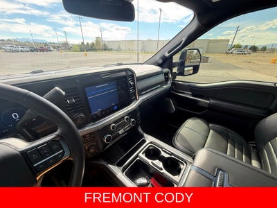 2025 Ford F-350SD Platinum