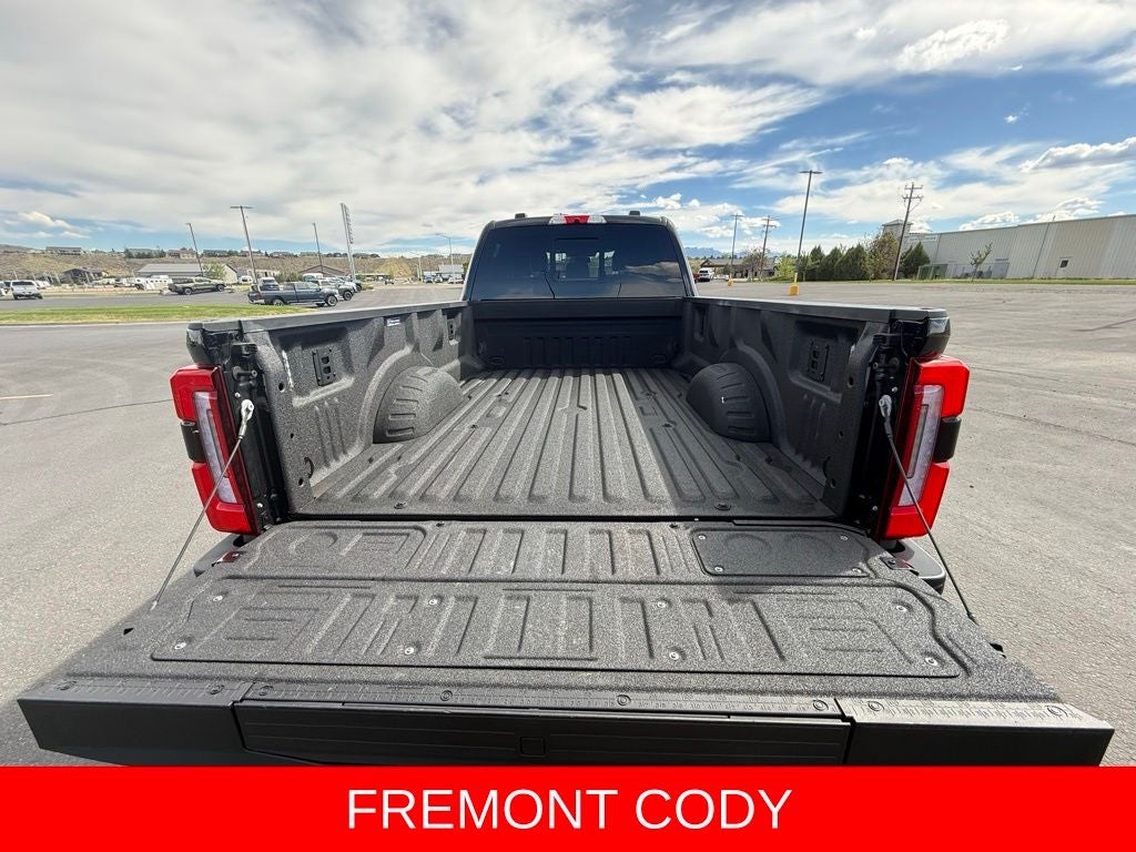 2025 Ford F-350SD Platinum