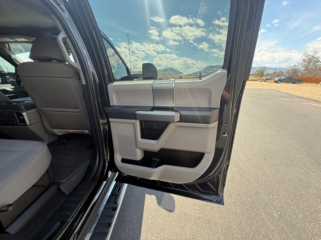 2022 Ford F-350SD XLT DRW