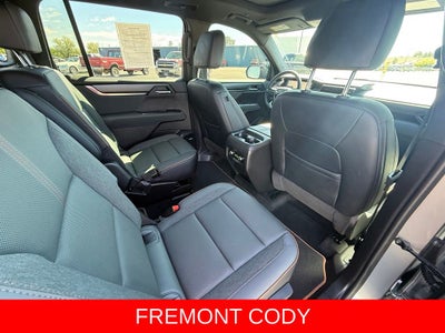 2025 GMC Acadia AT4