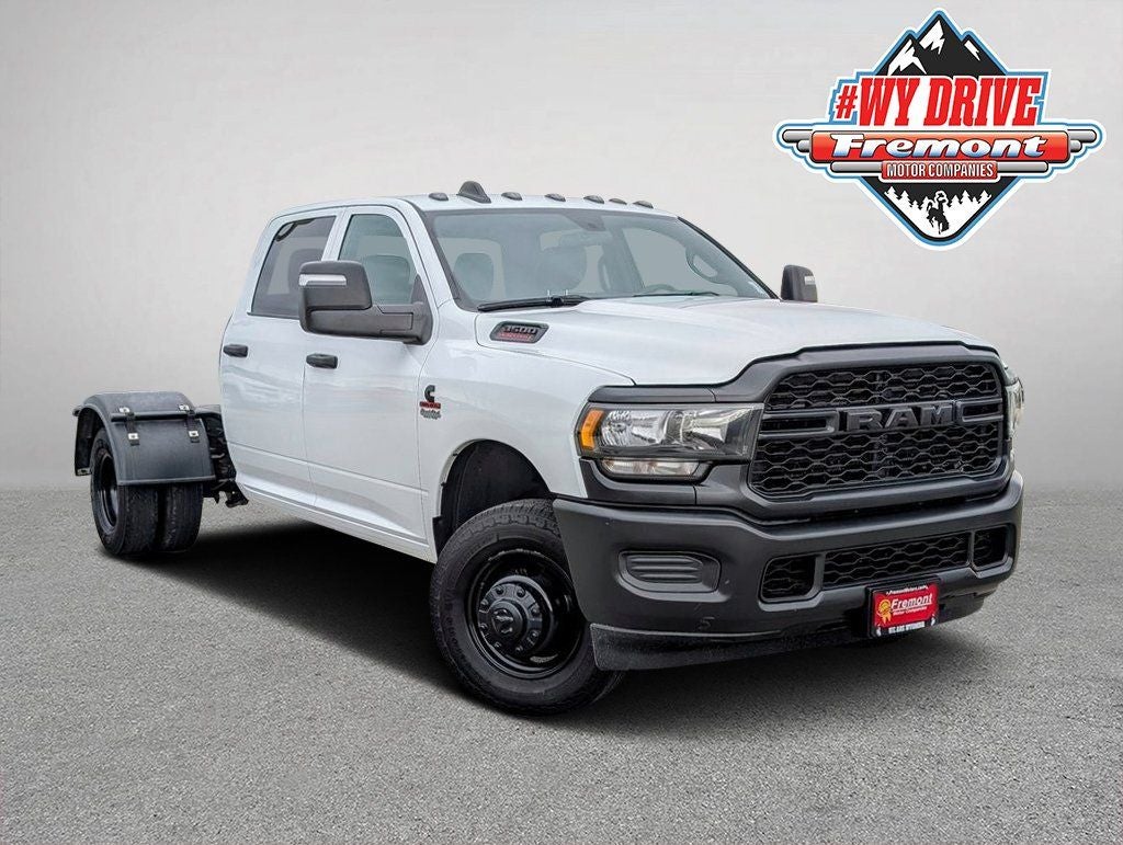 2024 RAM 3500 Tradesman 4X4 Crew Cab's photo