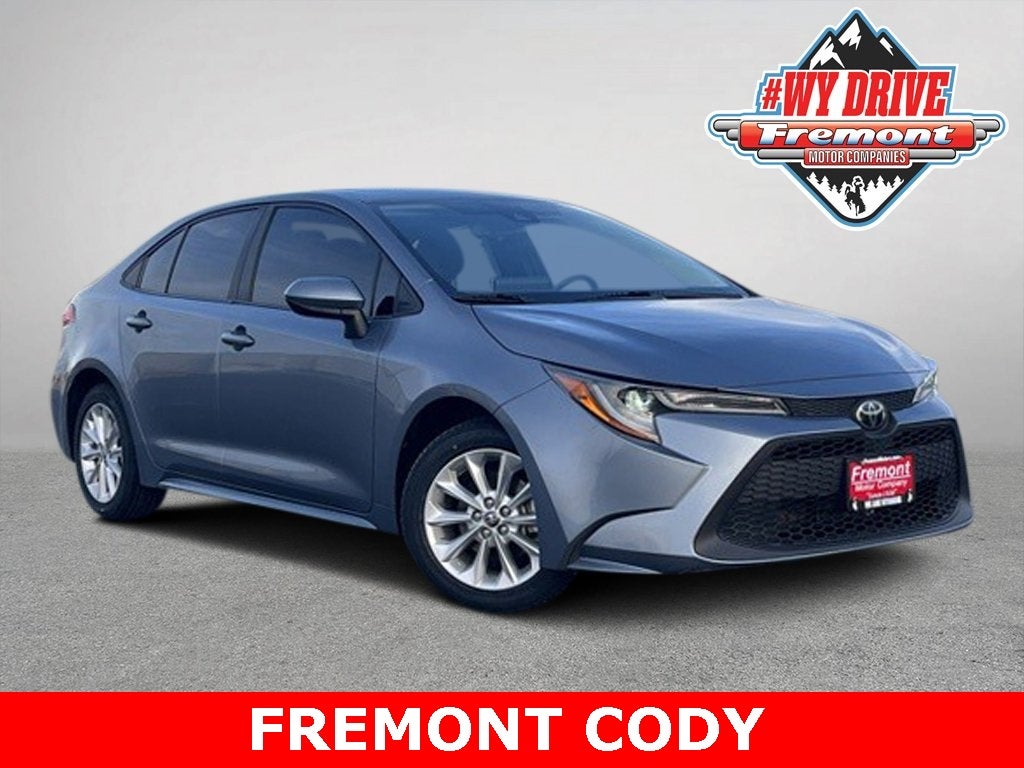 2021 Toyota Corolla LE's photo