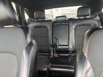 2025 Ford Escape ST-Line Select