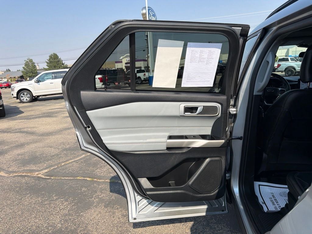 2023 Ford Explorer XLT Sport
