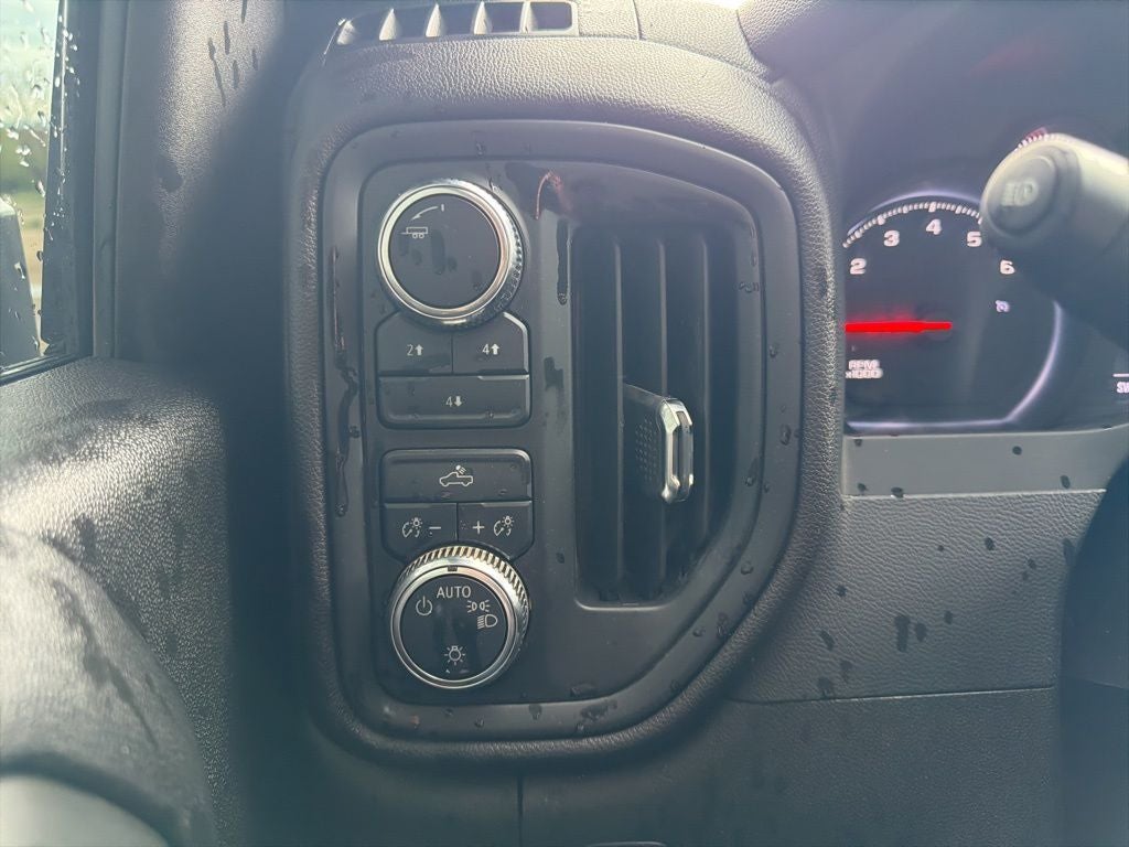 2024 GMC Sierra 3500HD Pro