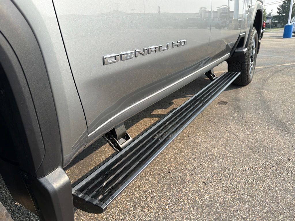 2025 GMC Sierra 2500HD Denali
