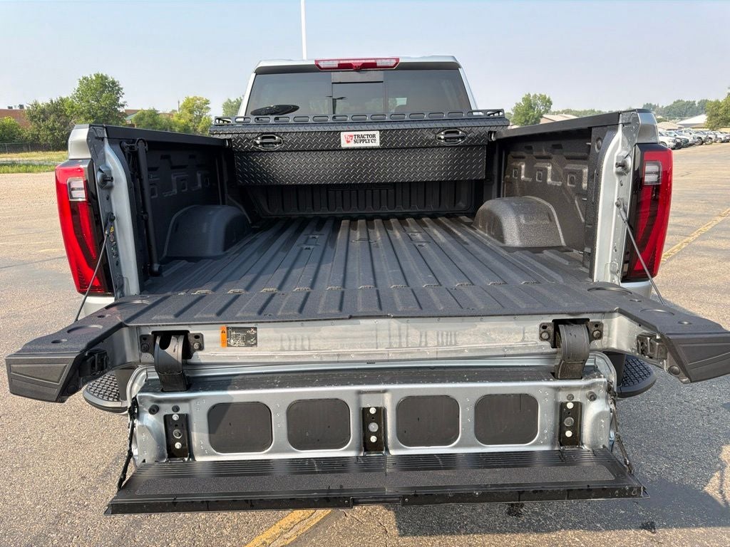 2025 GMC Sierra 2500HD Denali