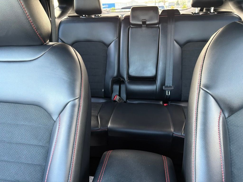 2022 Ford Edge ST Line