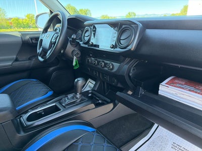 2020 Toyota Tacoma SR V6