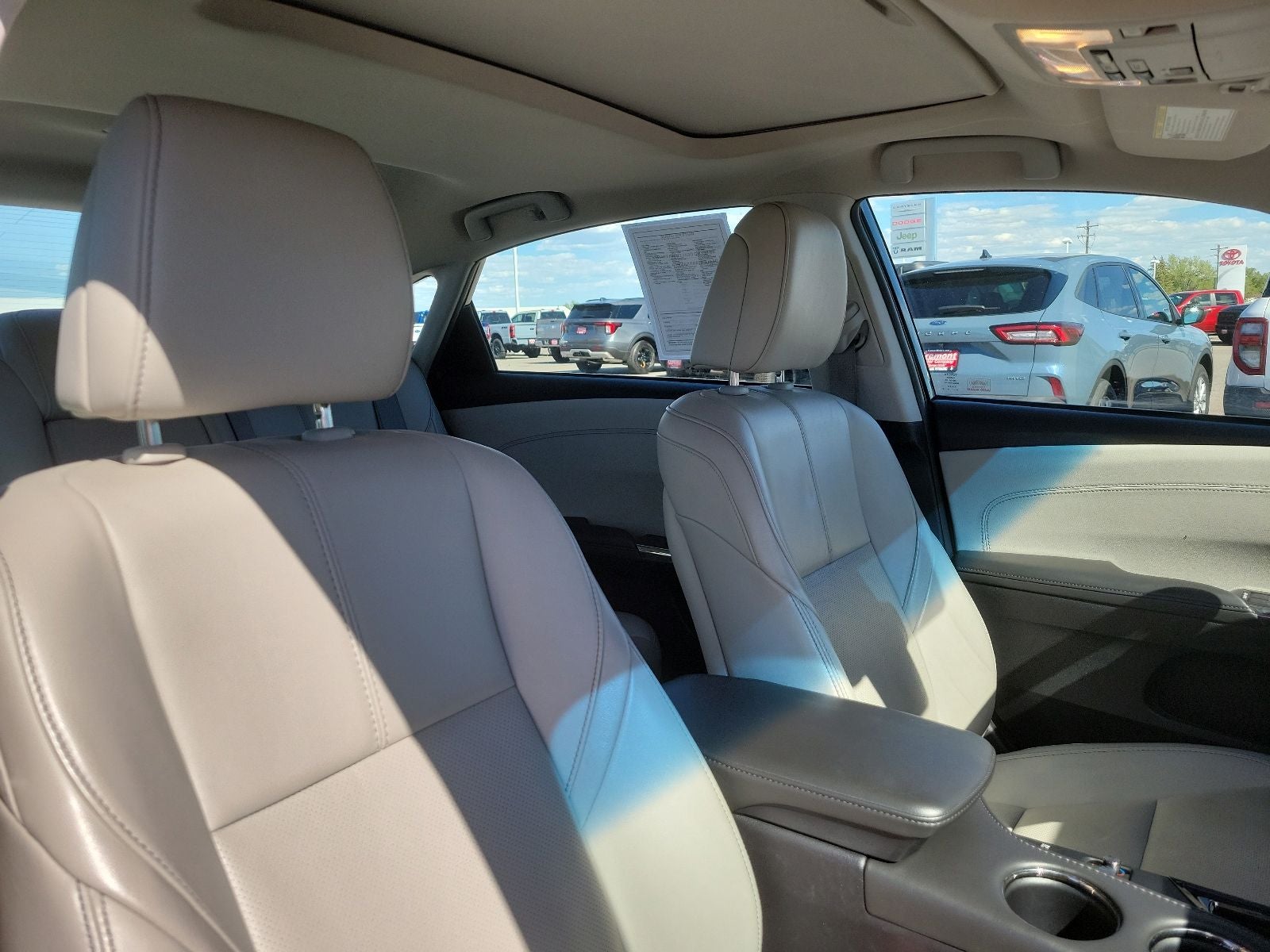 2016 Toyota Avalon Hybrid Base
