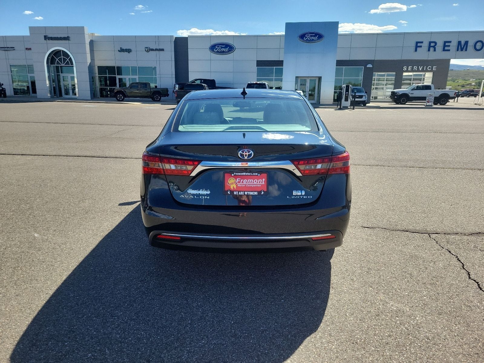 2016 Toyota Avalon Hybrid Base